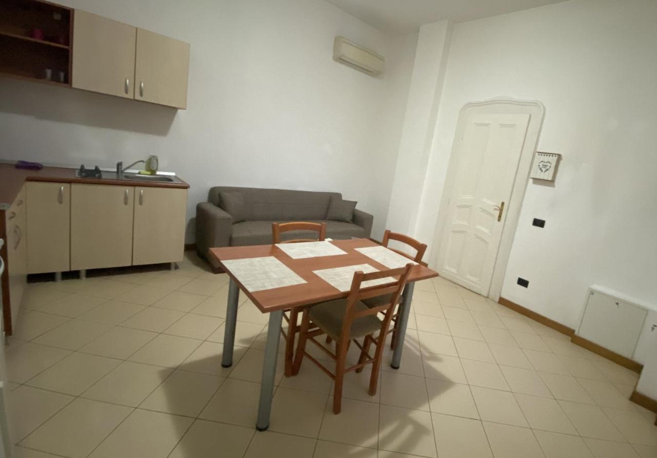 Apartament Piata Victoriei Timisoara Apartment ภายนอก รูปภาพ